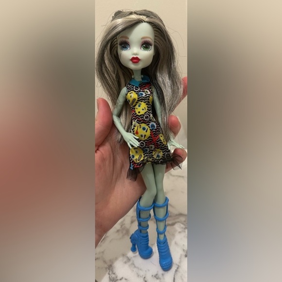 Monster High Other - MONSTER HIGH - Frankie Stein with “Emoji” Dress